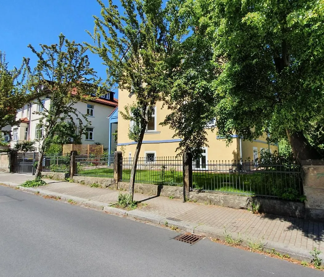 Pineapple Apartments Dresdner Heide Mit Garten Dresden